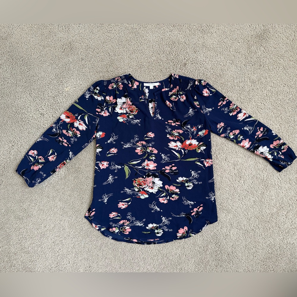 Fun2Fun Blue Floral Blouse • V-Neck • Size S • Spring/Summer Top